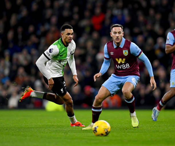 战胜赫罗纳 战胜赫罗纳