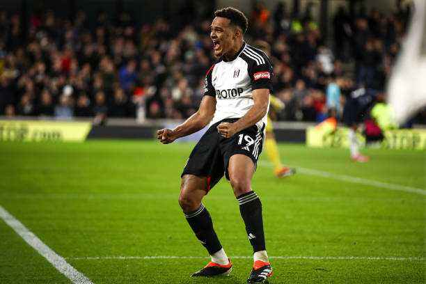 还在篮板方 还在篮板方