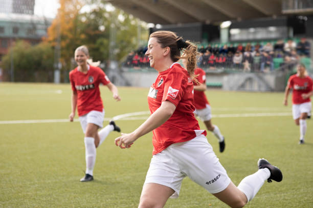 争日益激烈 争日益激烈